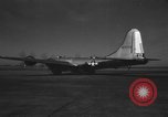 Standbild B-29 Superfortress Kansas United States USA, 1946, aus Sekunde 25 historischem Filmmaterial Videoclip 65675072614