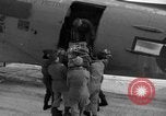 Standbild C-47 Skytrain Kansas United States USA, 1946, aus Sekunde 13 historischem Filmmaterial Videoclip 65675072627