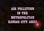 Immagine di Inquinamento atmosferico Kansas United States USA, 1967, secondo 19 filmato di repertorio 65675072631
