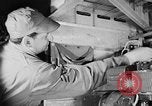 Immagine di Ispezione elettrica United States USA, 1943, secondo 6 filmato di repertorio 65675072637