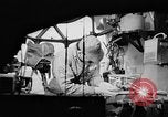 Immagine di Ispezione elettrica United States USA, 1943, secondo 39 filmato di repertorio 65675072637