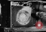 Immagine di Ispezione elettrica United States USA, 1943, secondo 59 filmato di repertorio 65675072637