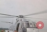 Image Récupération des LB-7 Bluefields au Nicaragua, 1969, de la seconde 38 séquences d'archives historiques vidéo 65675072639