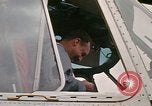 Image Récupération des LB-7 Bluefields au Nicaragua, 1969, de la seconde 50 séquences d'archives historiques vidéo 65675072639