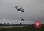 Image Récupération des LB-7 Bluefields au Nicaragua, 1969, de la seconde 56 séquences d'archives historiques vidéo 65675072641