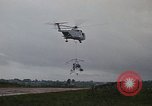 Image Récupération des LB-7 Bluefields au Nicaragua, 1969, de la seconde 57 séquences d'archives historiques vidéo 65675072641