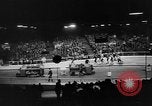 Standbild roller Derby Los Angeles California USA, 1938, aus Sekunde 41 historischem Filmmaterial Videoclip 65675072655