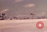 Image Bataille de Tarawa Tarawa Îles Gilbert, 1943, de la seconde 29 séquences d'archives historiques vidéo 65675072670