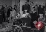 Image Le président Harry S Truman présente les médailles d'Honneur Washington DC USA, 1952, de la seconde 8 séquences d'archives historiques vidéo 65675072673