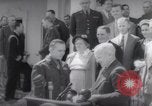 Image Le président Harry S Truman présente les médailles d'Honneur Washington DC USA, 1952, de la seconde 49 séquences d'archives historiques vidéo 65675072673