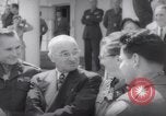 Image Le président Harry S Truman présente les médailles d'Honneur Washington DC USA, 1952, de la seconde 61 séquences d'archives historiques vidéo 65675072673