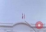 Image de gardes du palais Tunis Tunisie, 1959, de la seconde 38 séquences d'archives historiques vidéo 65675072708