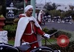 Image de gardes du palais Tunis Tunisie, 1959, de la seconde 61 séquences d'archives historiques vidéo 65675072708