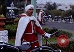 Image de gardes du palais Tunis Tunisie, 1959, de la seconde 62 séquences d'archives historiques vidéo 65675072708