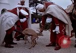 Image de gardes du palais Tunis Tunisie, 1959, de la seconde 55 séquences d'archives historiques vidéo 65675072709