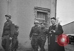 Image Le civil allemand Matthias Gierens a été exécuté Rheinbach Allemagne, 1945, de la seconde 8 séquences d'archives historiques vidéo 65675072726
