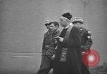 Image Le civil allemand Matthias Gierens a été exécuté Rheinbach Allemagne, 1945, de la seconde 11 séquences d'archives historiques vidéo 65675072726