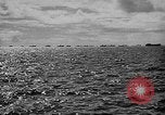 Standbild alliierten Truppen erobern Balikpapan Borneo Indonesien, 1945, aus Sekunde 5 historischem Filmmaterial Videoclip 65675072727
