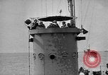Standbild alliierten Truppen erobern Balikpapan Borneo Indonesien, 1945, aus Sekunde 17 historischem Filmmaterial Videoclip 65675072727