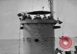 Standbild alliierten Truppen erobern Balikpapan Borneo Indonesien, 1945, aus Sekunde 18 historischem Filmmaterial Videoclip 65675072727