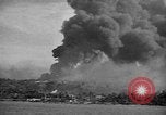 Standbild alliierten Truppen erobern Balikpapan Borneo Indonesien, 1945, aus Sekunde 23 historischem Filmmaterial Videoclip 65675072727