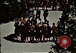 Standbild V-E Day Feier Paris Frankreich, 1945, aus Sekunde 7 historischem Filmmaterial Videoclip 65675072728