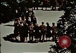 Standbild V-E Day Feier Paris Frankreich, 1945, aus Sekunde 9 historischem Filmmaterial Videoclip 65675072728