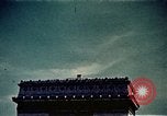Standbild V-E Day Feier Paris Frankreich, 1945, aus Sekunde 18 historischem Filmmaterial Videoclip 65675072728