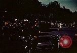 Immagine di V-e celebrazione della festa Parigi Francia, 1945, secondo 4 filmato di repertorio 65675072729