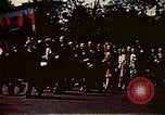Immagine di V-e celebrazione della festa Parigi Francia, 1945, secondo 29 filmato di repertorio 65675072729
