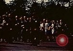 Immagine di V-e celebrazione della festa Parigi Francia, 1945, secondo 30 filmato di repertorio 65675072729