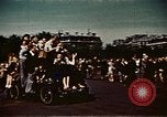 Immagine di V-e celebrazione della festa Parigi Francia, 1945, secondo 51 filmato di repertorio 65675072729