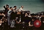 Immagine di V-e celebrazione della festa Parigi Francia, 1945, secondo 53 filmato di repertorio 65675072729
