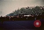 Immagine di V-e celebrazione della festa Teatro europeo, 1945, secondo 13 filmato di repertorio 65675072731