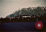Immagine di V-e celebrazione della festa Teatro europeo, 1945, secondo 14 filmato di repertorio 65675072731