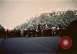 Immagine di V-e celebrazione della festa Teatro europeo, 1945, secondo 21 filmato di repertorio 65675072731