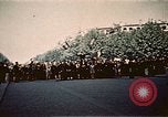 Immagine di V-e celebrazione della festa Teatro europeo, 1945, secondo 23 filmato di repertorio 65675072731