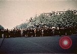Immagine di V-e celebrazione della festa Teatro europeo, 1945, secondo 26 filmato di repertorio 65675072731