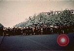 Immagine di V-e celebrazione della festa Teatro europeo, 1945, secondo 33 filmato di repertorio 65675072731