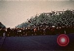 Immagine di V-e celebrazione della festa Teatro europeo, 1945, secondo 40 filmato di repertorio 65675072731