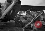 Standbild L-5 Sentinel Flugzeuge Saidor New Guinea, 1944, aus Sekunde 16 historischem Filmmaterial Videoclip 65675072745