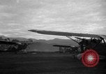 Standbild L-5 Sentinel Flugzeuge Saidor New Guinea, 1944, aus Sekunde 33 historischem Filmmaterial Videoclip 65675072745