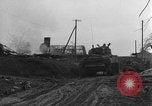 Immagine di Sherman M-4 serbatoi Grosshau Germania, 1944, secondo 7 filmato di repertorio 65675072755