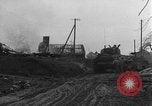 Immagine di Sherman M-4 serbatoi Grosshau Germania, 1944, secondo 9 filmato di repertorio 65675072755
