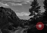Image l'or à la batée Arizona United States USA, 1920, de la seconde 7 séquences d'archives historiques vidéo 65675072788