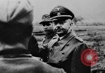 Immagine di Heinrich Himmler con Karl-Gustav Sauberzweig Neuhammer Germania, 1943, secondo 8 filmato di repertorio 65675072797