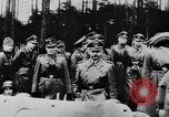 Immagine di Heinrich Himmler con Karl-Gustav Sauberzweig Neuhammer Germania, 1943, secondo 26 filmato di repertorio 65675072797