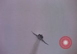 Immagine di F-8D Crusader degli aerei da caccia Point Mugu California USA, 1963, secondo 25 filmato di repertorio 65675072809