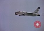Immagine di RF-8un aeromobile Point Mugu California USA, 1963, secondo 8 filmato di repertorio 65675072810