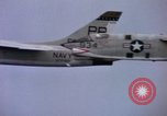 Immagine di RF-8un aeromobile Point Mugu California USA, 1963, secondo 13 filmato di repertorio 65675072810